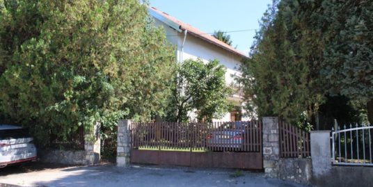 Novaki Bistranski – kuća sa velikom garažom – brutto površine 399 m2 na okućnici od 719 m2- 130.000€ Nova Cijena!!