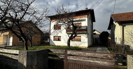 Kuća: Brdovec, 220.00 m2 na okućnici od 2838 m2- 150.000 € (prodaja)